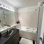 Apartamento 85m2, Hypercentre, Balcon, Parking, Clim *